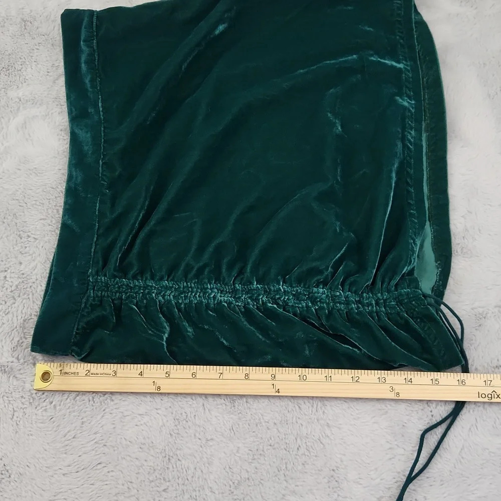 FREE PEOPLE Vivienne Velvet  mini green polyester skirt size 10 - Picture 13 of 13